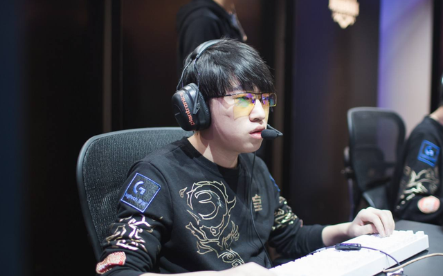 也显示出一 也显示出一