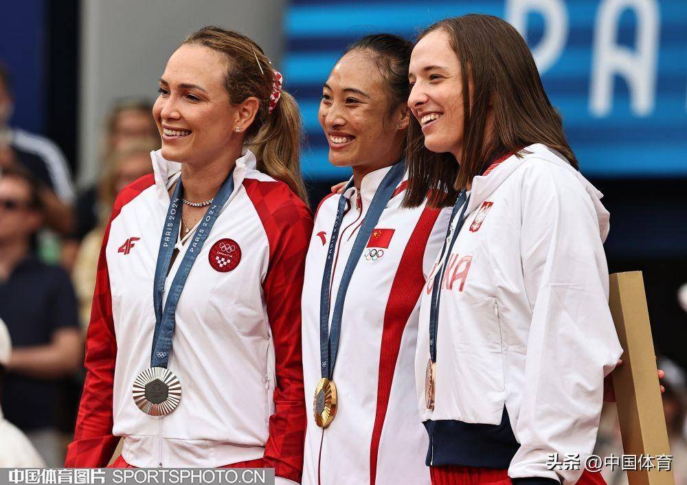 间与空间都 间与空间都