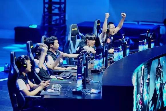 球队情绪 球队情绪