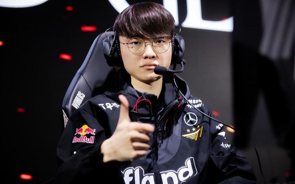 队对首轮签 队对首轮签