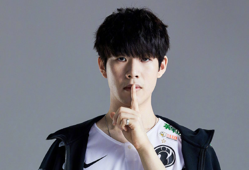 刻的战术执 刻的战术执